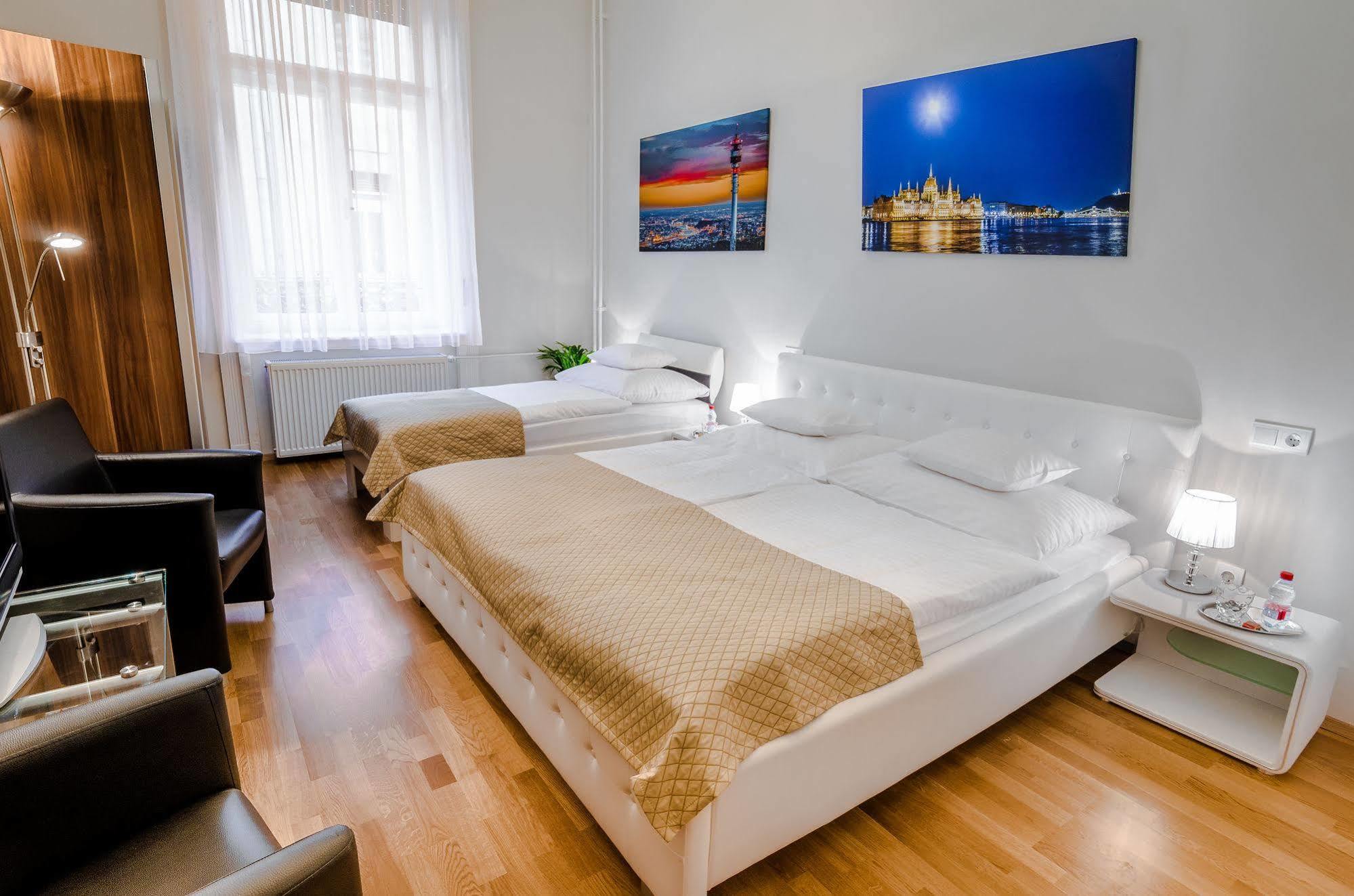 Bed and breakfast Anabelle Bed And Budapest Extérieur photo